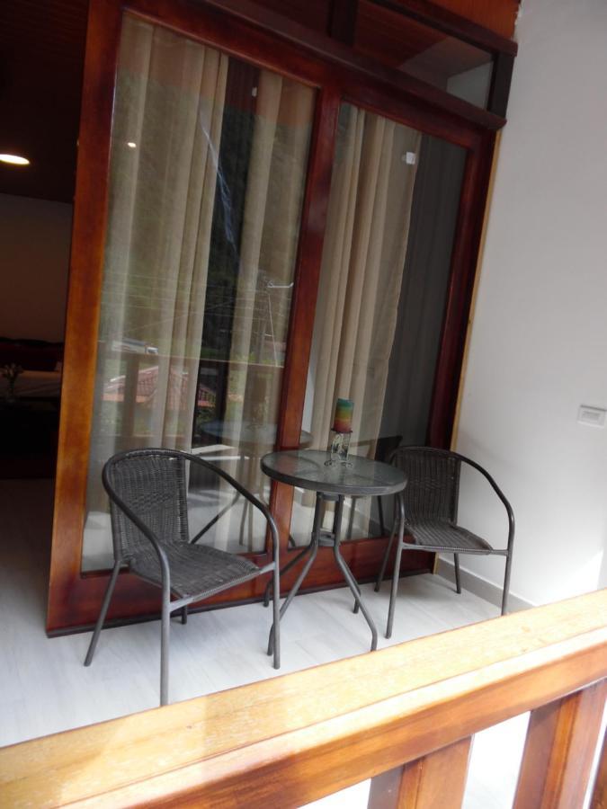 Posada J バーニョス エクステリア 写真